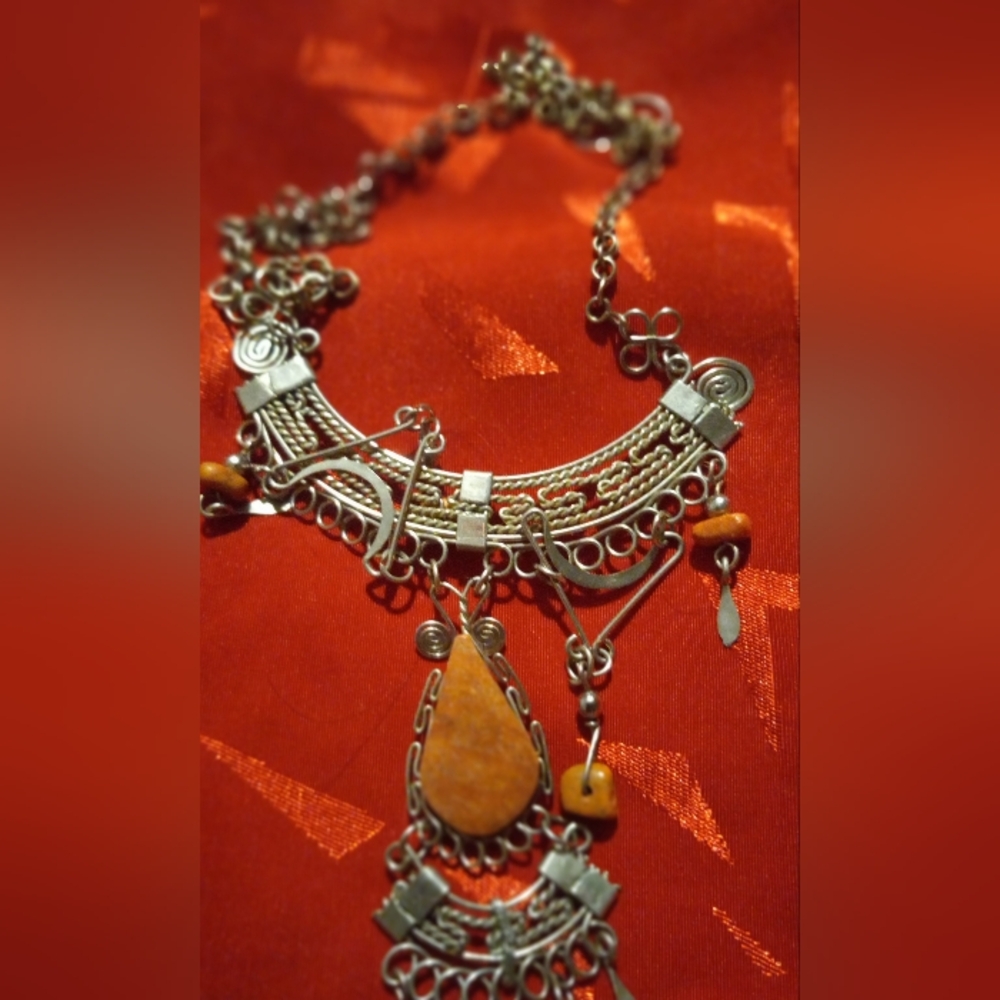 Necklace Earrings Pink Stone